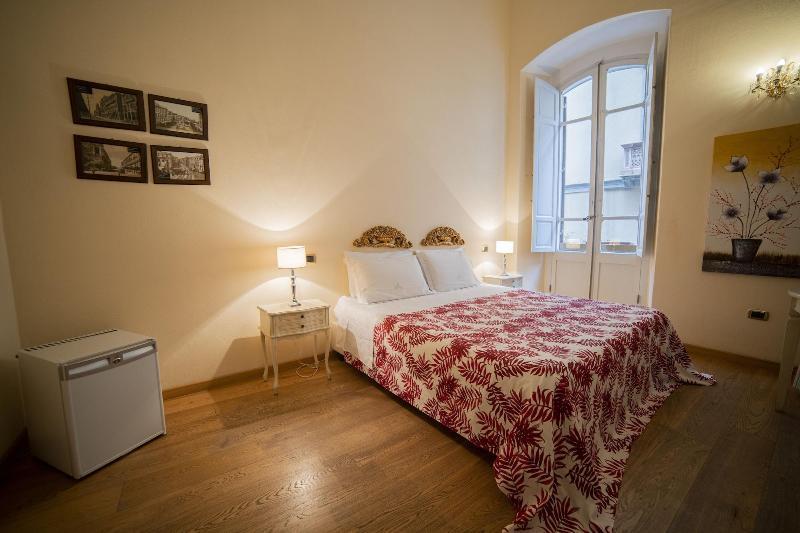 La Ghirlanda B&B Cagliari Bagian luar foto